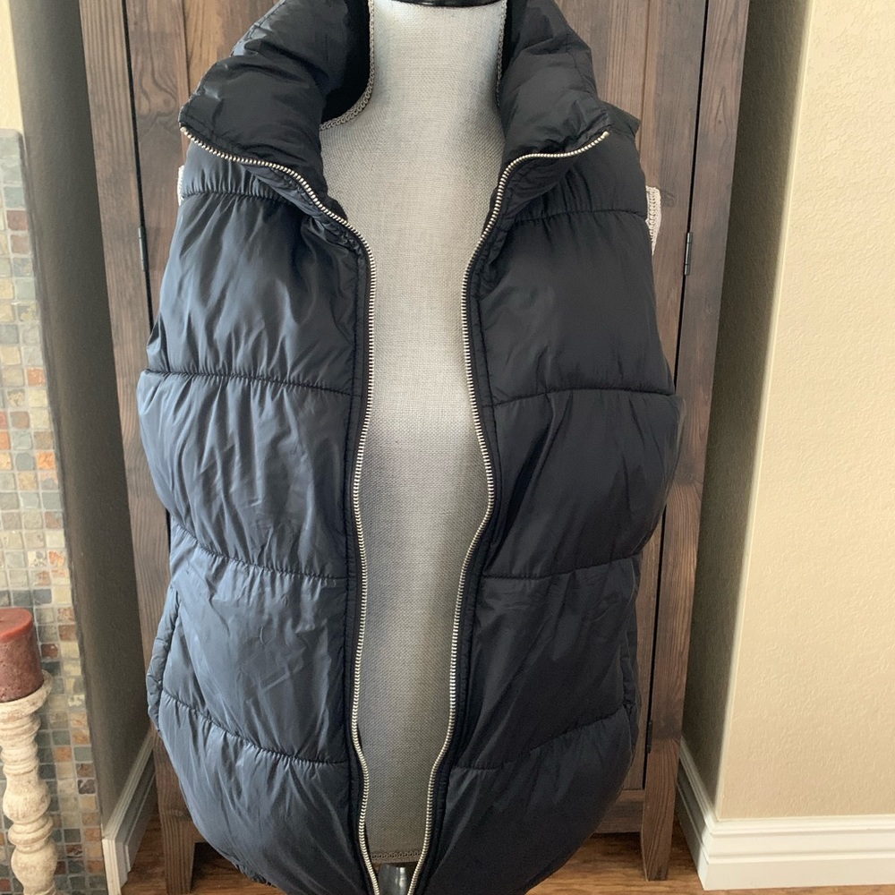 Old Navy Women’s vest